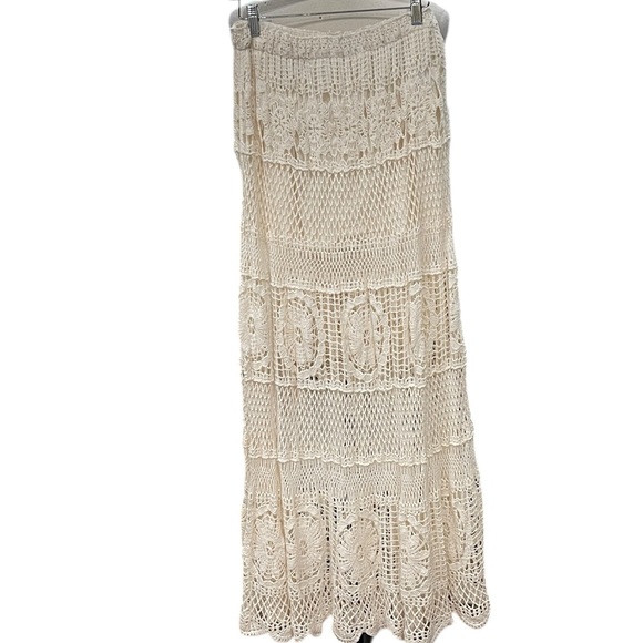 POL Crochet Flared Full Maxi Skirt SZ L Beige - Picture 5 of 9